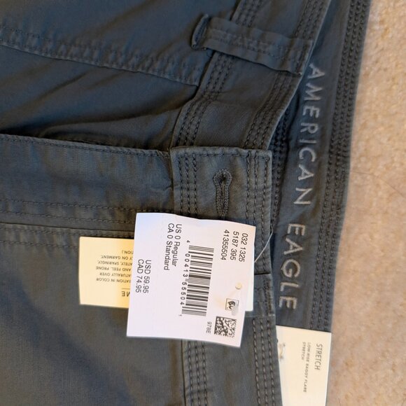 AE Low Rise Baggy Flare pant - BNWT Size 0 Regular - Picture 2 of 3